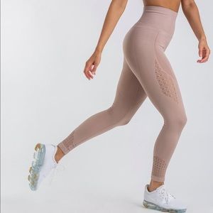Gymshark Energy Seamless Leggings - Taupe - Size S